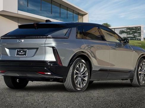 New 2026 Cadillac Lyriq Premium Sport w/ LPO, Floor Liner Package image 4