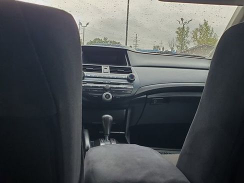 Used 2008 Honda Accord LX image 40