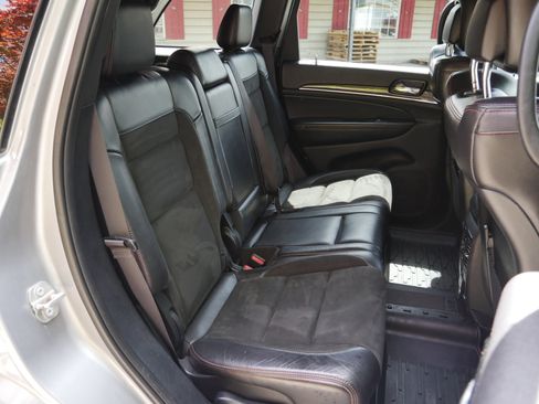 Used 2020 Jeep Grand Cherokee Trailhawk AWD/4WD image 31