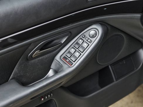 Used 2003 BMW M5 RWD image 91