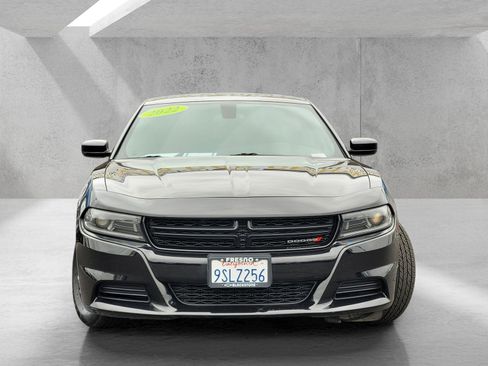 Used 2022 Dodge Charger SXT w/ Leather Interior Group RWD image 2