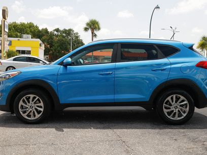 Used 2017 Hyundai Tucson SE w/ SE Popular Package 02