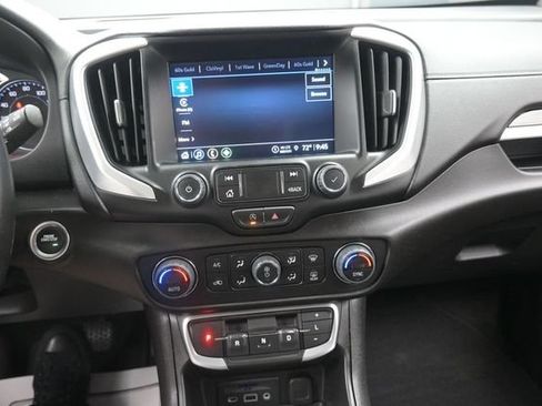 Used 2023 GMC Terrain SLT FWD image 10