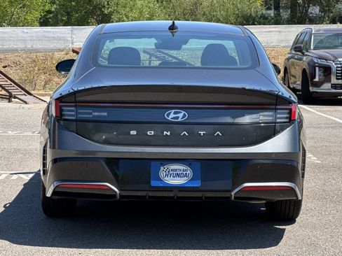 Used 2025 Hyundai Sonata SEL FWD image 5