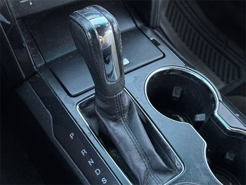 Used 2017 Ford Explorer XLT w/ Equipment Group 202A image 20