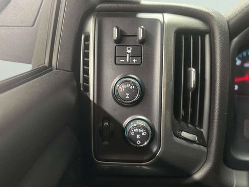 Used 2018 Chevrolet Silverado 1500 LT w/ All Star Edition image 38