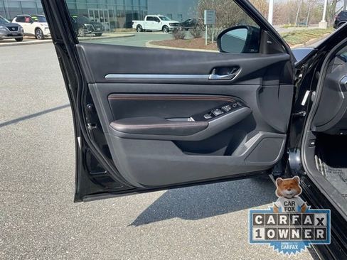 Used 2023 Nissan Altima 2.5 SR AWD/4WD image 10