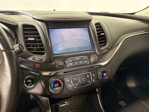 Used 2018 Chevrolet Impala Premier FWD image 15