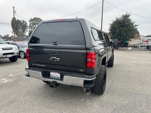 Used 2015 Chevrolet Silverado 2500 LTZ w/ LTZ Plus Package image 9