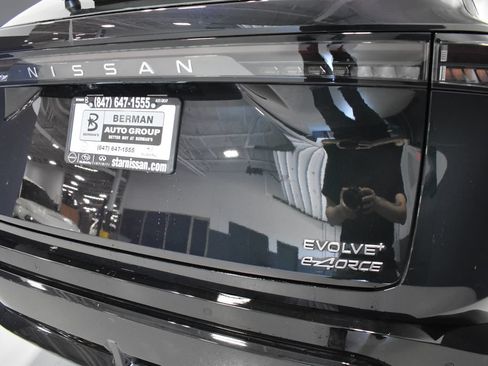 Certified 2024 Nissan Ariya AWD image 12