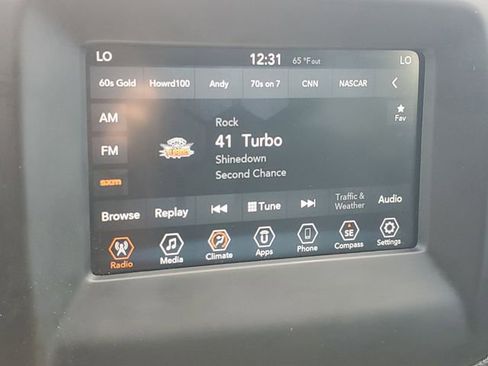 Used 2019 Jeep Compass Latitude AWD/4WD image 24