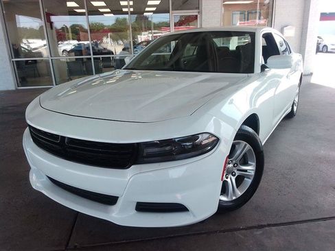Used 2021 Dodge Charger SXT RWD image 1