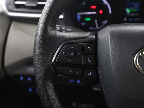 Used 2022 Toyota Sienna LE image 27