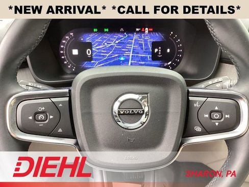 Used 2024 Volvo XC40 B5 Plus w/ Climate Package AWD/4WD image 31