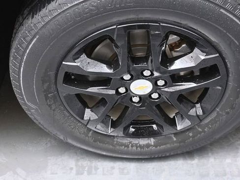 Used 2020 Chevrolet Traverse LT FWD image 31