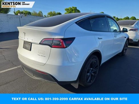 Used 2025 Tesla Model Y Long Range image 3