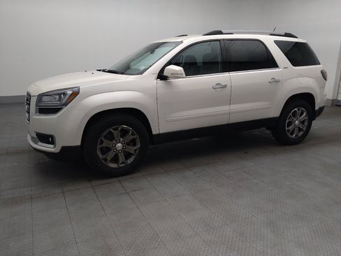 Used 2015 GMC Acadia SLT FWD image 2
