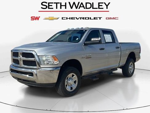 Used 2016 RAM 2500 Tradesman w/ Chrome Appearance Group image 3