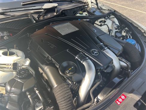 Used 2012 Mercedes-Benz CL 550 4MATIC image 34