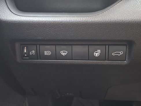 Used 2020 Toyota RAV4 XLE w/ Convenience Package AWD/4WD image 21