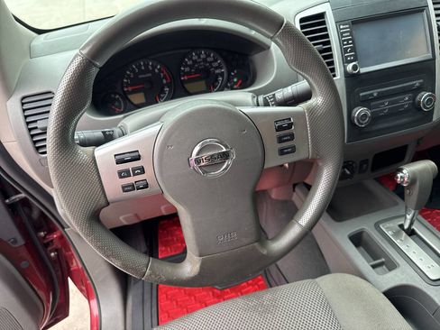 Used 2019 Nissan Frontier SV AWD/4WD image 21