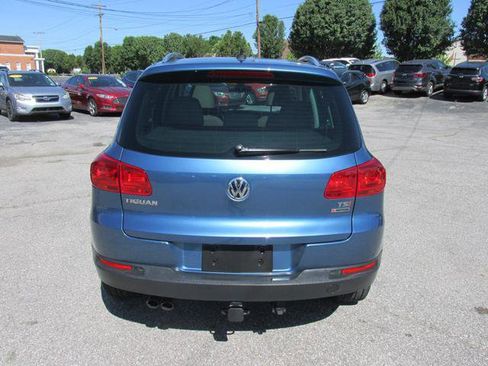 Used 2017 Volkswagen Tiguan Wolfsburg Edition AWD/4WD image 4