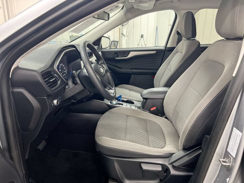 Used 2022 Ford Escape SE FWD image 20