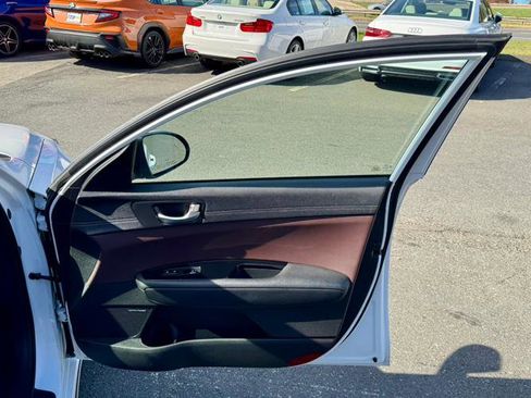 Used 2016 Kia Optima SX image 19