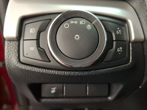 Used 2016 Ford Explorer XLT w/ Equipment Group 202A FWD image 24