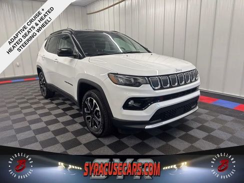 Used 2022 Jeep Compass Limited AWD/4WD image 1