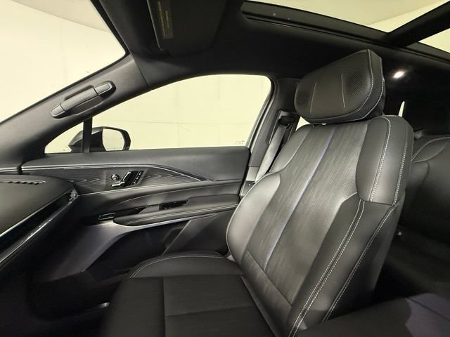 Certified 2024 Cadillac Lyriq Sport AWD/4WD image 17