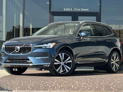 Used 2022 Volvo XC60 B5 Inscription w/ Climate Package