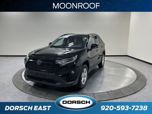 Used 2020 Toyota RAV4 XLE w/ Convenience Package AWD/4WD image 1