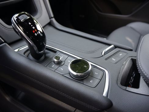 Used 2025 Cadillac XT5 Premium Luxury w/ Technology Package image 24