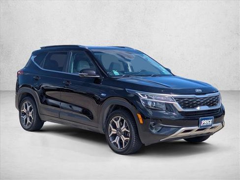 Used 2021 Kia Seltos EX AWD/4WD image 3
