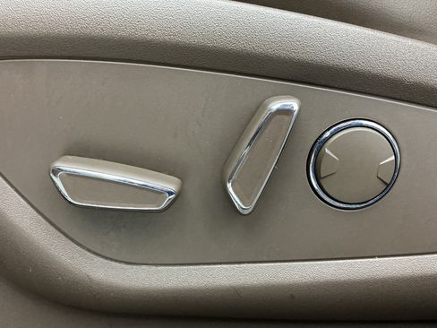 Used 2016 Lincoln MKX Reserve w/ Cargo Utility Package AWD/4WD image 42