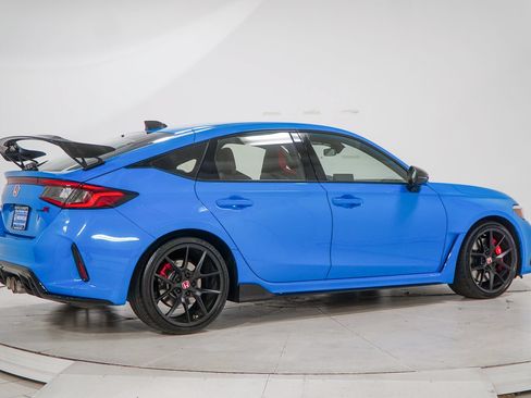 Used 2025 Honda Civic Type R image 13
