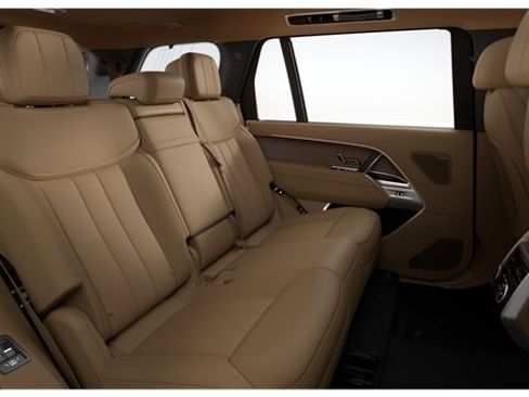 New 2026 Land Rover Range Rover Long Wheelbase SE image 7
