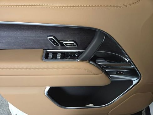 New 2026 Land Rover Range Rover SE image 20