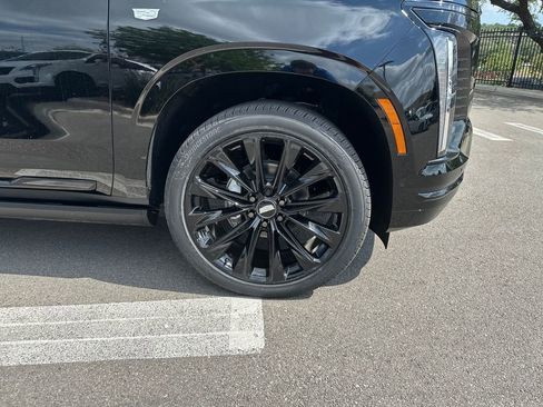 New 2026 Cadillac Escalade Platinum Sport w/ LPO, ONYX Package AWD/4WD image 15