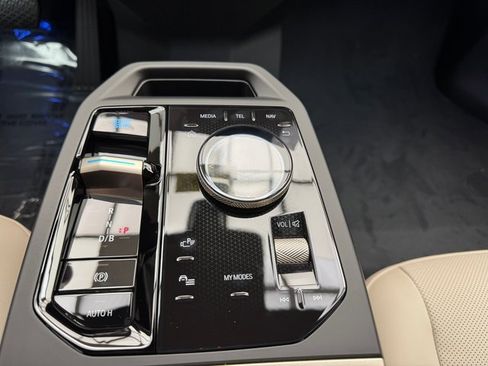 New 2026 BMW iX xDrive45 w/ Premium Package image 19