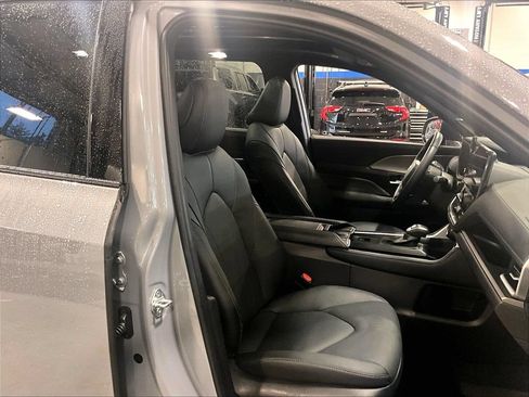 Used 2026 Toyota Grand Highlander AWD Hybrid image 11
