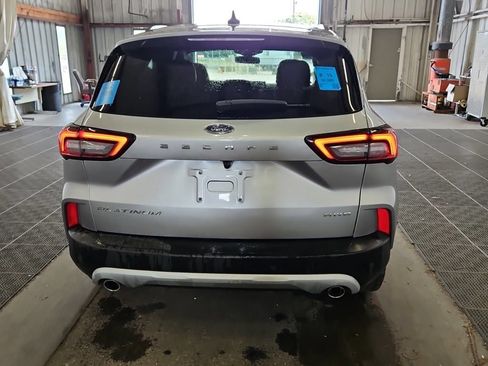 Used 2023 Ford Escape Platinum AWD/4WD image 11
