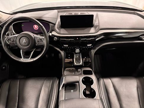 Used 2023 Acura MDX SH-AWD w/ Technology Package image 2