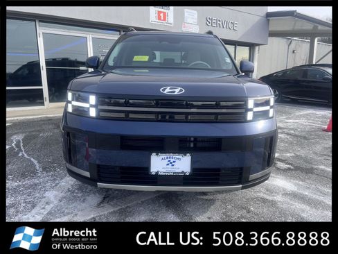 Used 2025 Hyundai Santa Fe Limited image 8