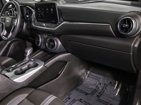 Used 2024 Chevrolet Blazer LT image 44