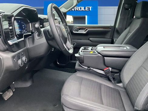 Used 2025 Chevrolet Silverado 1500 LT image 22
