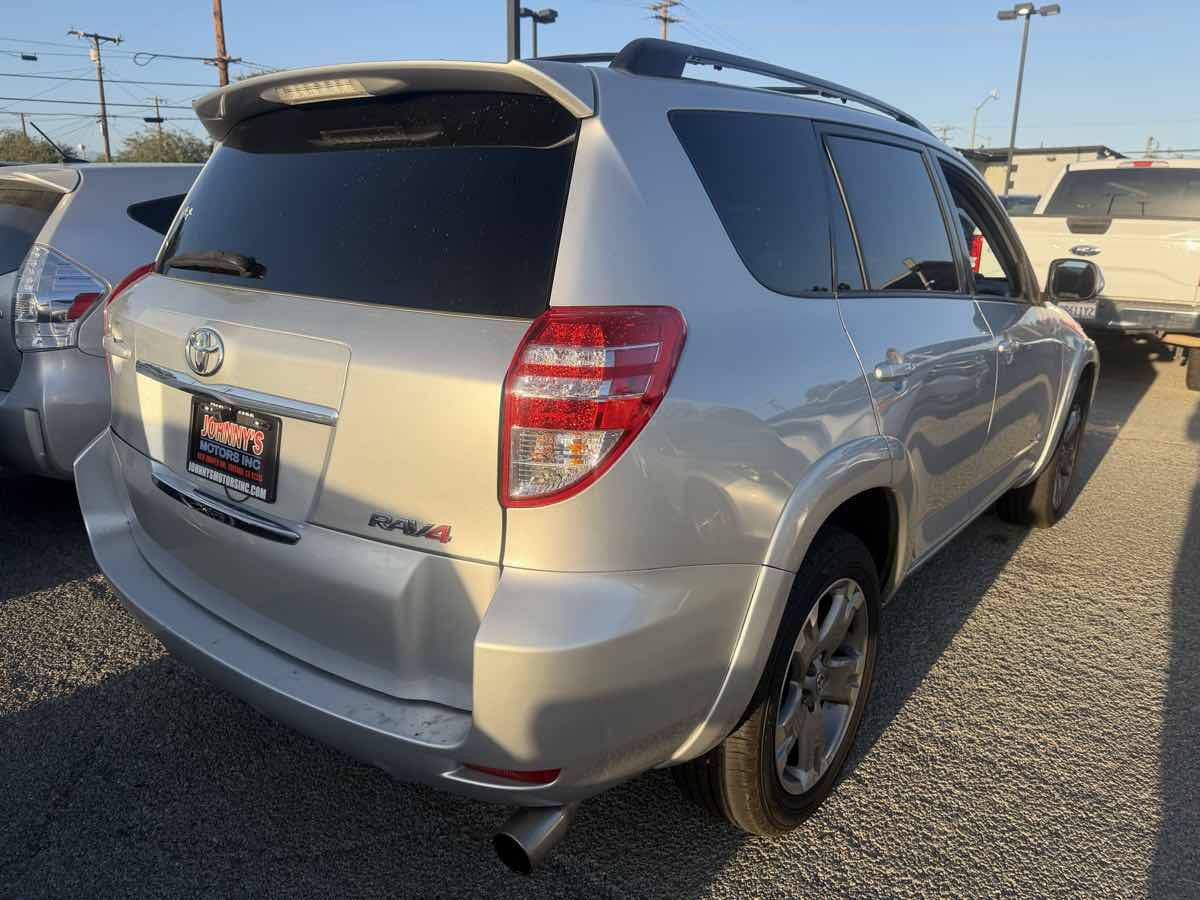 Used 2012 Toyota RAV4 Sport w/ Appearance Pkg FWD image 4