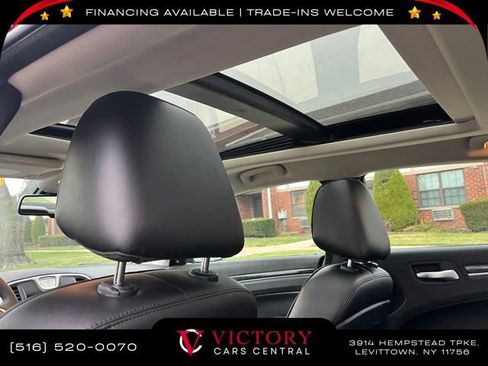 Used 2023 Chrysler 300 Touring L w/ Popular Equipment Group image 25