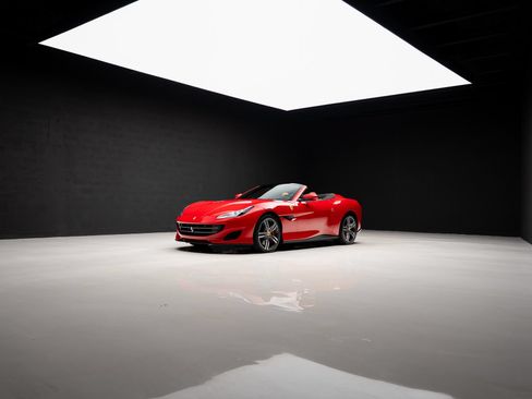 Used 2019 Ferrari Portofino RWD image 91